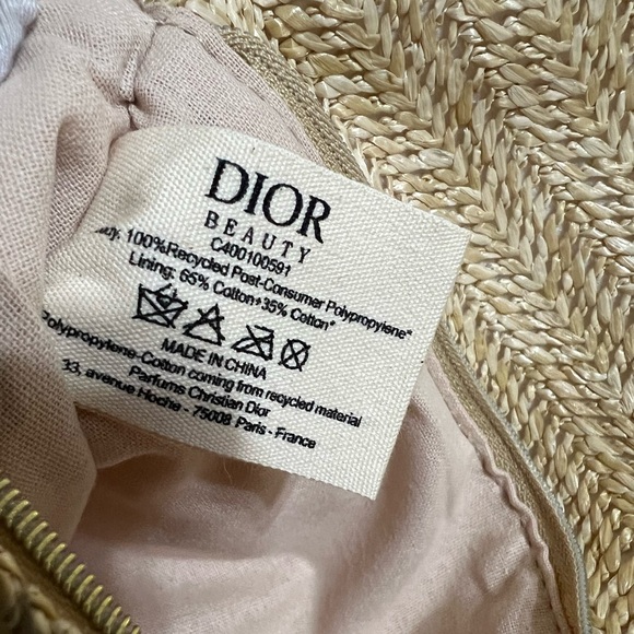 NEW CHRISTIAN DIOR POUCH - Picture 5 of 13